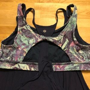 Lululemon Tank with Bra sz 12